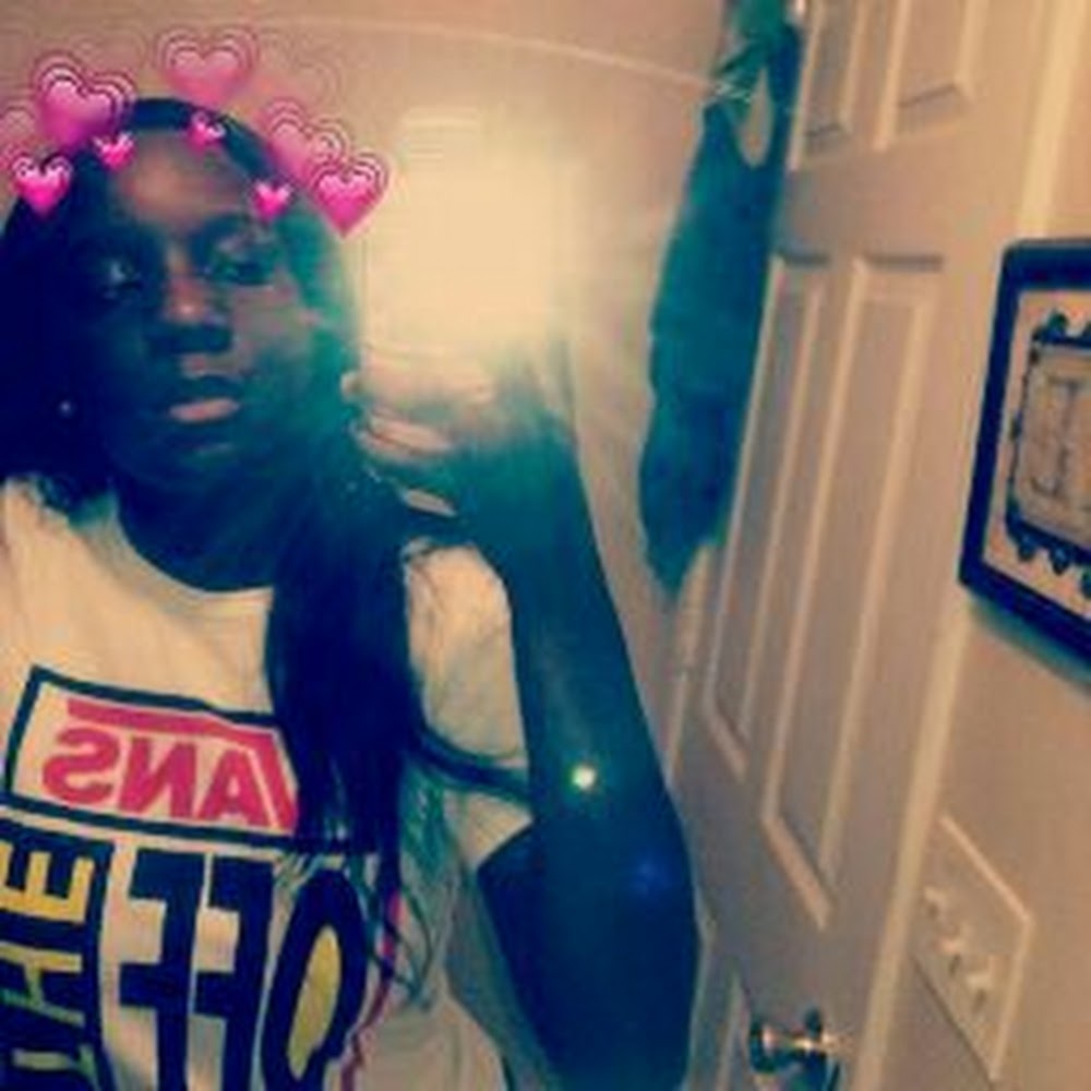 Meet your Posher, Jatavia